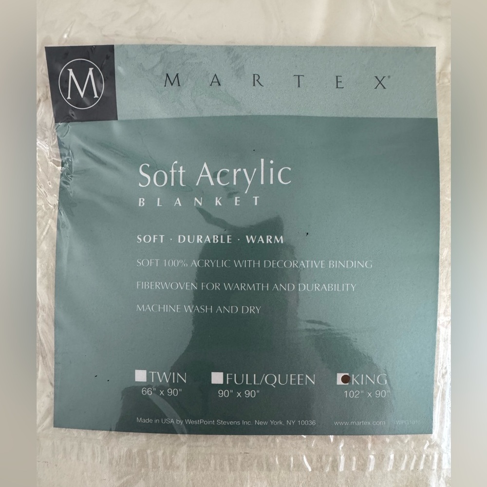 Brand New Marlex Soft Acrylic Blanket Cream Size King - Picture 2 of 5
